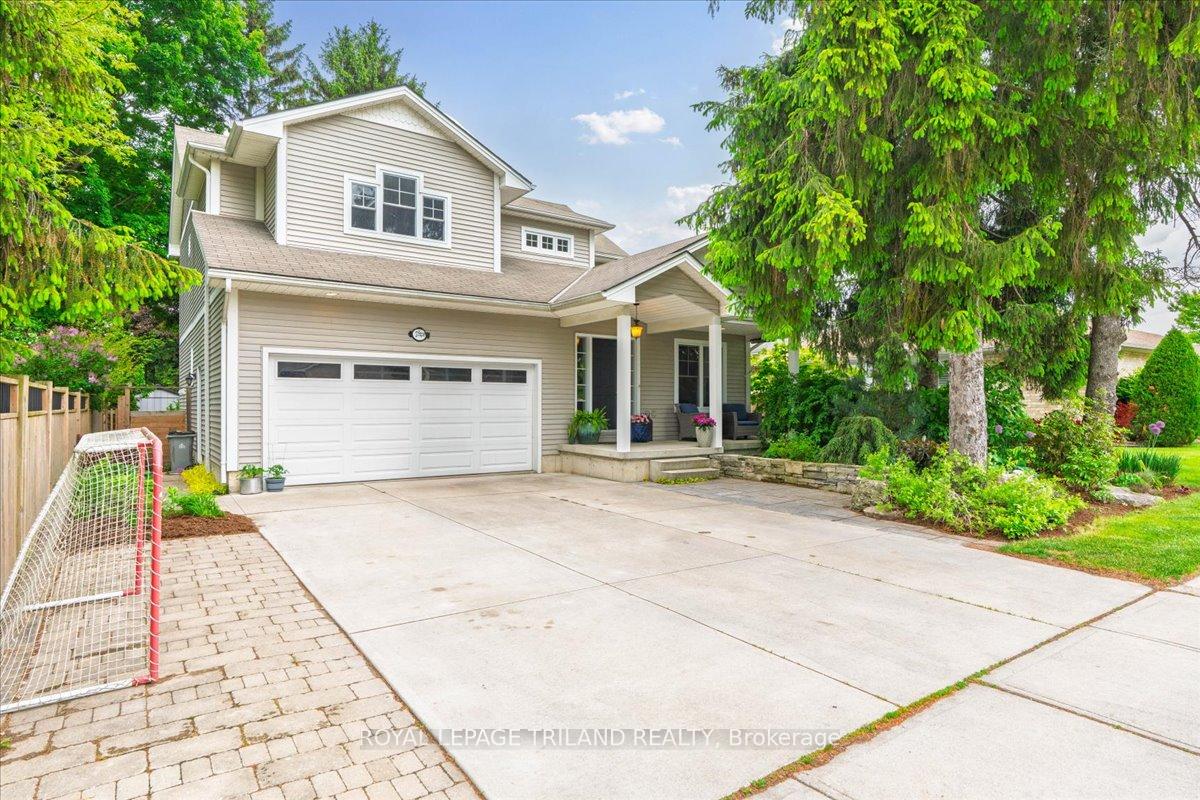 Photo 2 of 215 Deruiter Drive, Strathroy-Caradoc, NE — HOMEH