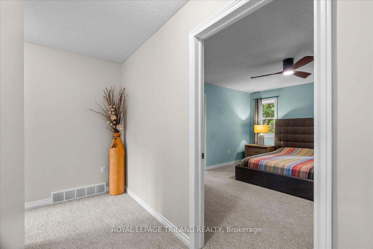 Photo 31 of 215 Deruiter Drive, Strathroy-Caradoc, NE — HOMEH