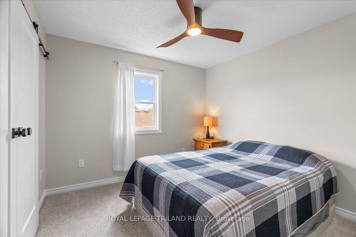 Photo 33 of 215 Deruiter Drive, Strathroy-Caradoc, NE — HOMEH
