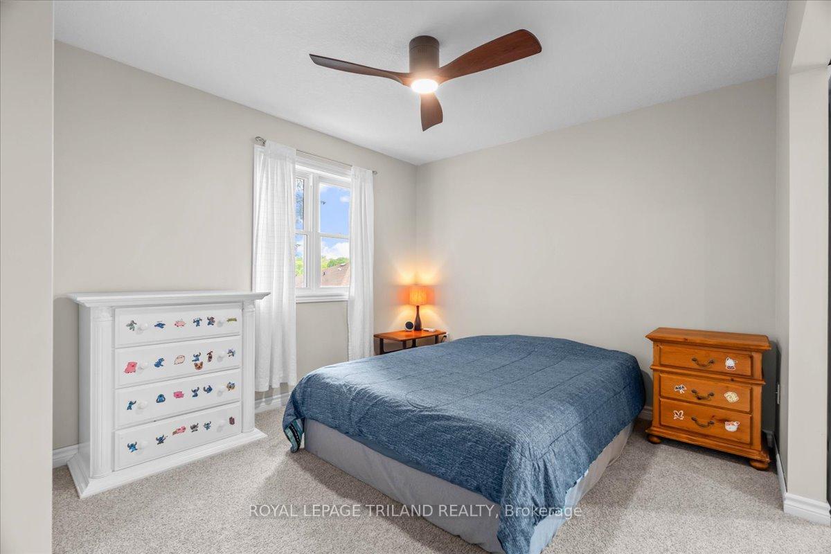 Photo 36 of 215 Deruiter Drive, Strathroy-Caradoc, NE — HOMEH