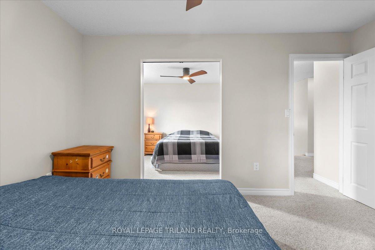 Photo 37 of 215 Deruiter Drive, Strathroy-Caradoc, NE — HOMEH