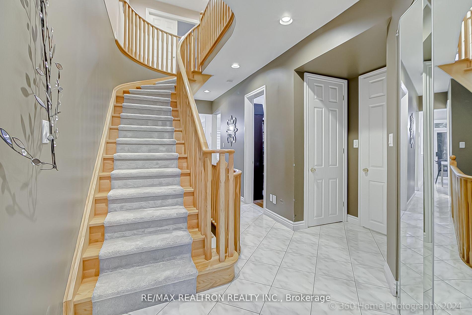 Photo 6 of 100 Baycrest Avenue, Toronto, Englemount-Lawrence — HOMEH