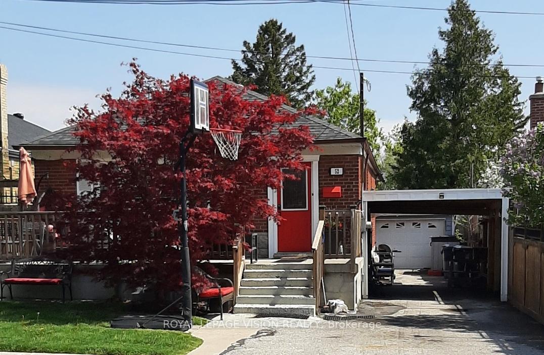 Front of 52 Ellendale Drive