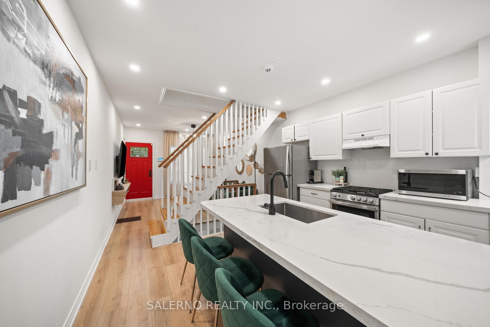 Photo 17 of 191 Barker Avenue, Toronto, Woodbine-Lumsden — HOMEH