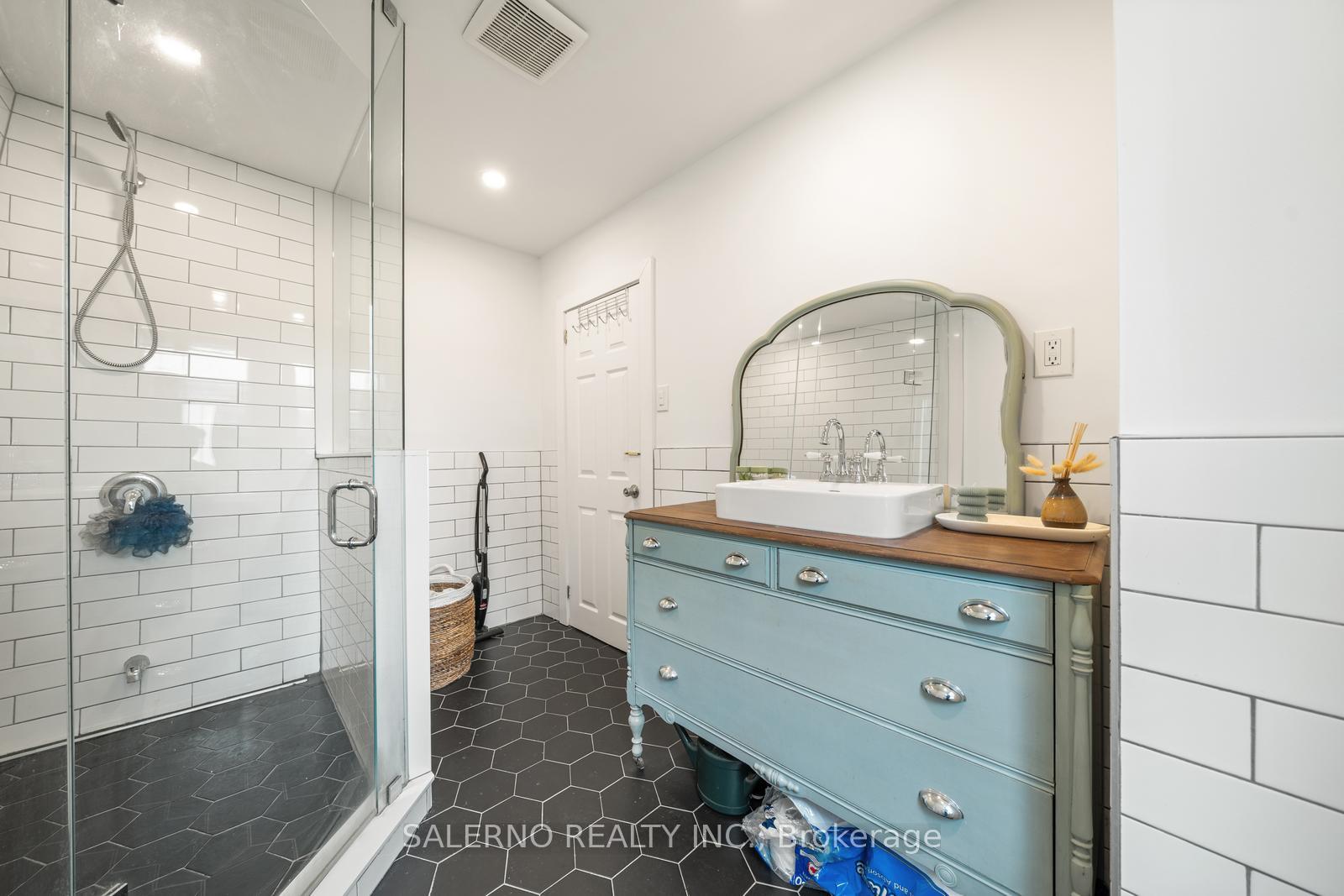 Photo 26 of 191 Barker Avenue, Toronto, Woodbine-Lumsden — HOMEH