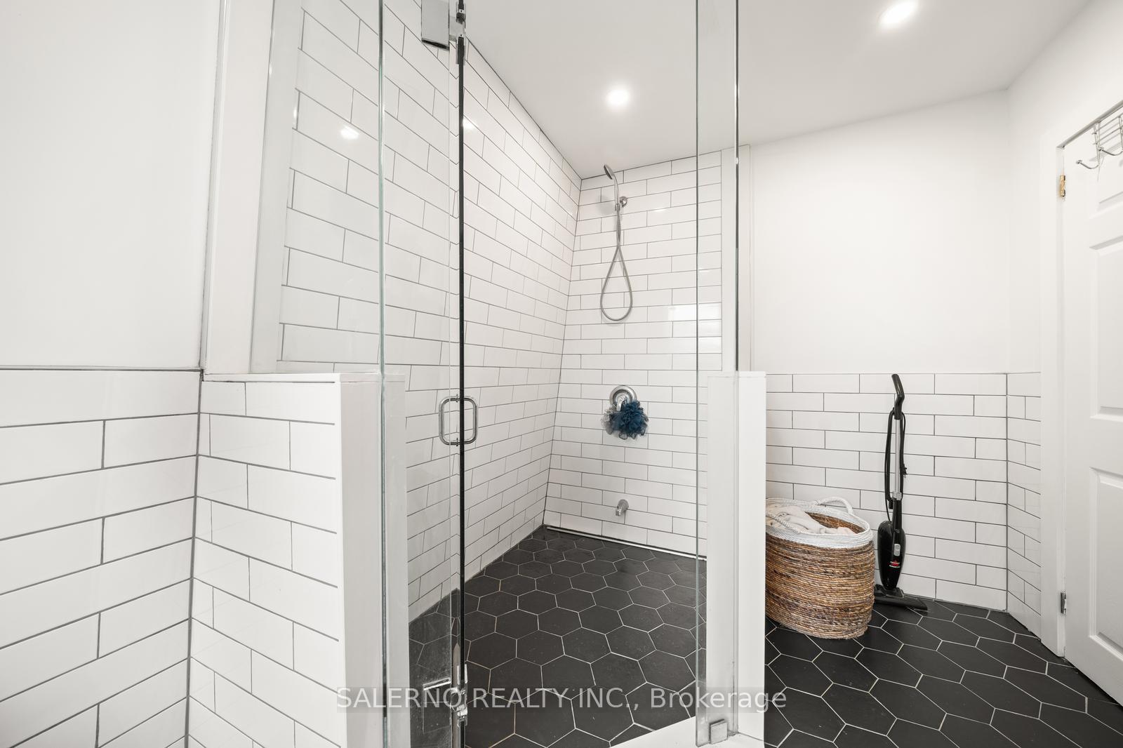 Photo 27 of 191 Barker Avenue, Toronto, Woodbine-Lumsden — HOMEH