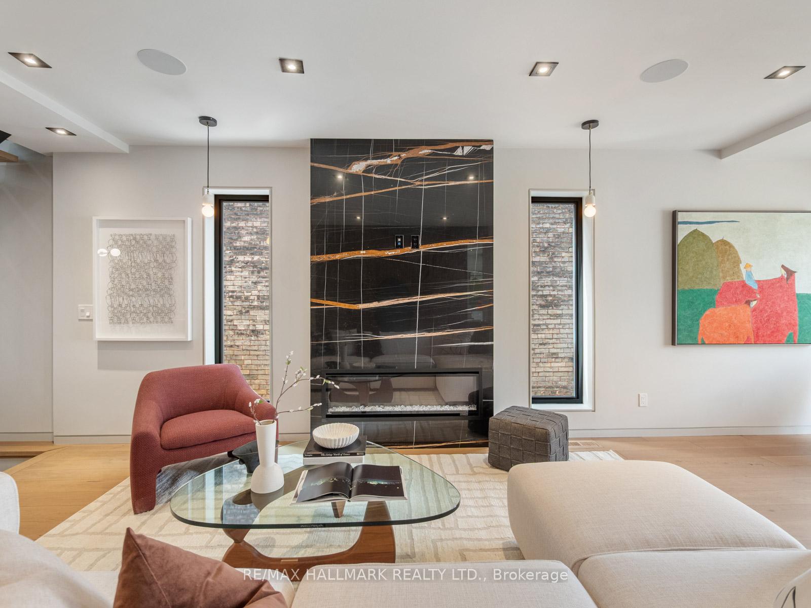 Photo 3 of 37 Grandview Avenue, Toronto, North Riverdale — HOMEH