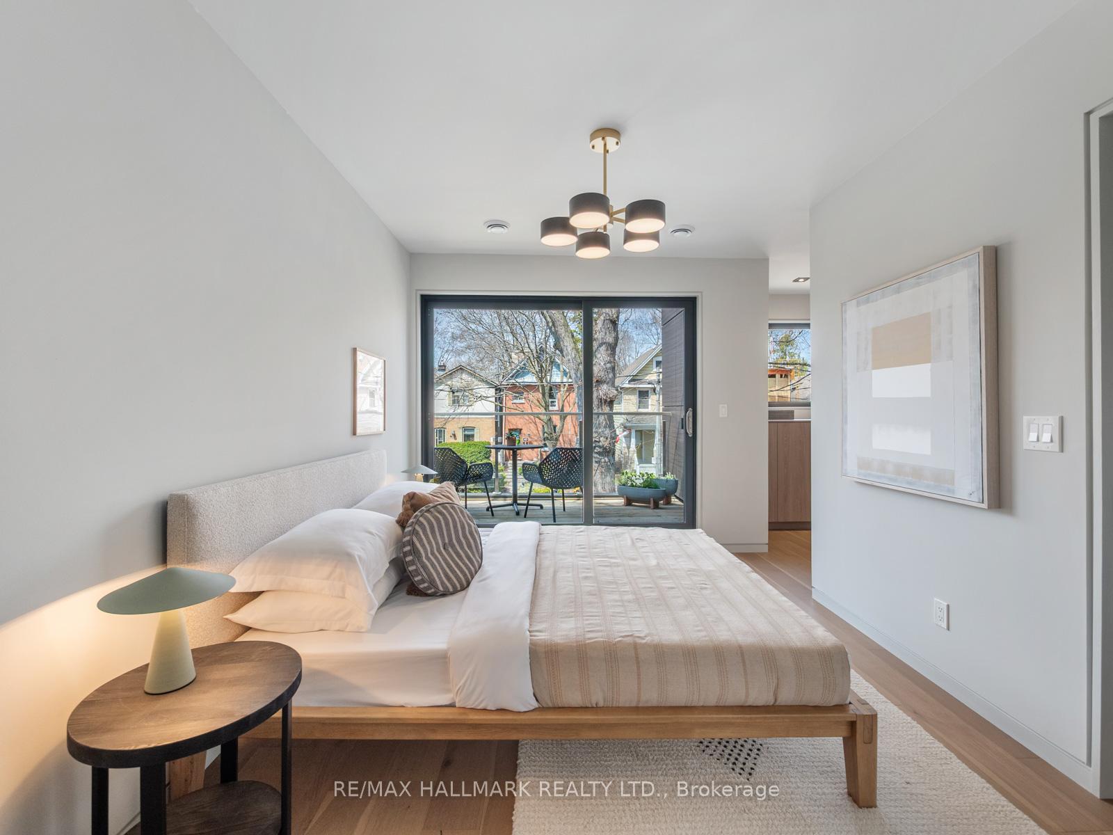 Photo 14 of 37 Grandview Avenue, Toronto, North Riverdale — HOMEH