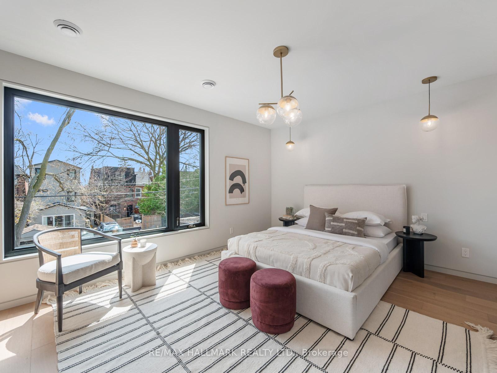 Photo 24 of 37 Grandview Avenue, Toronto, North Riverdale — HOMEH