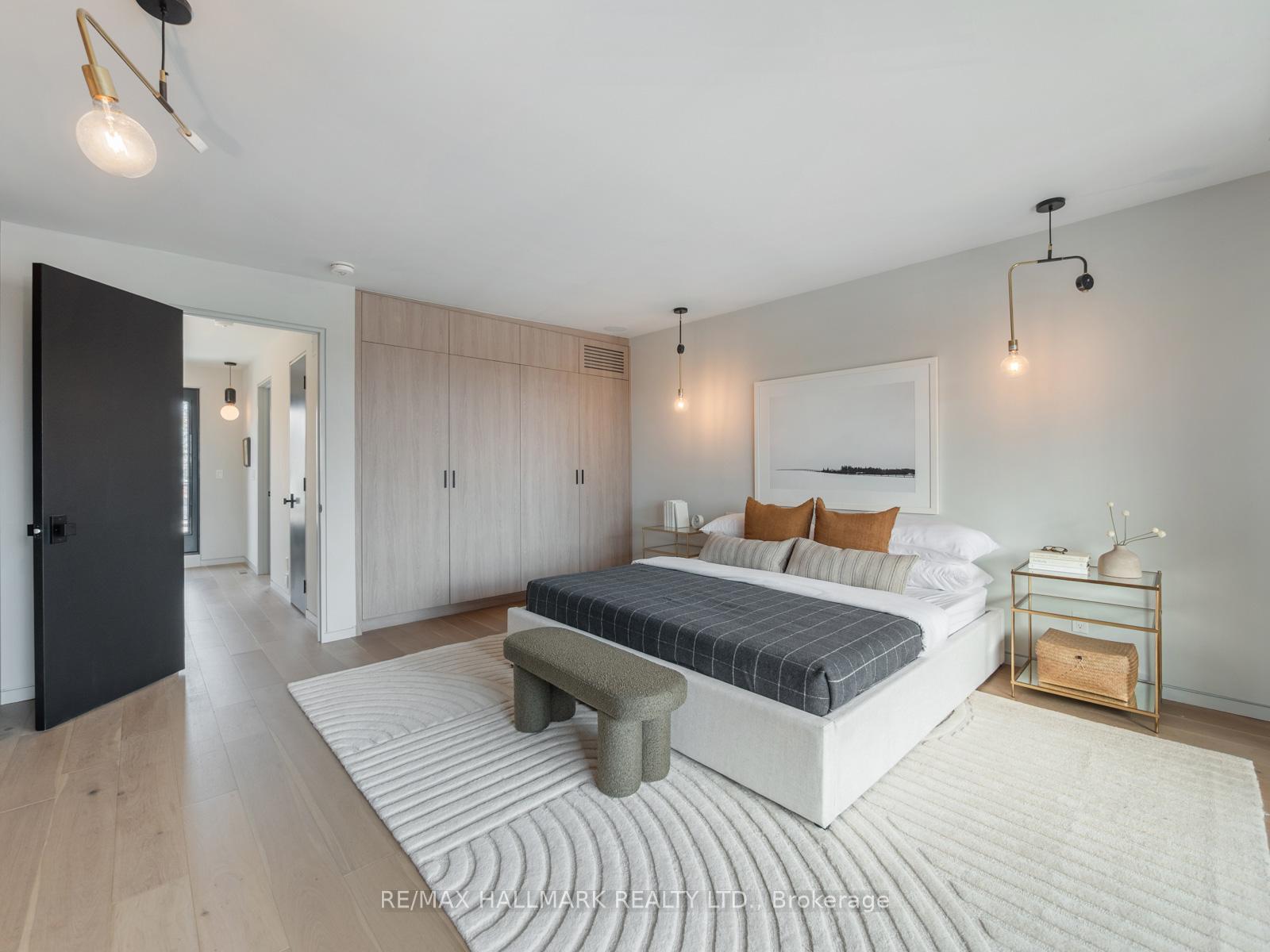 Photo 30 of 37 Grandview Avenue, Toronto, North Riverdale — HOMEH