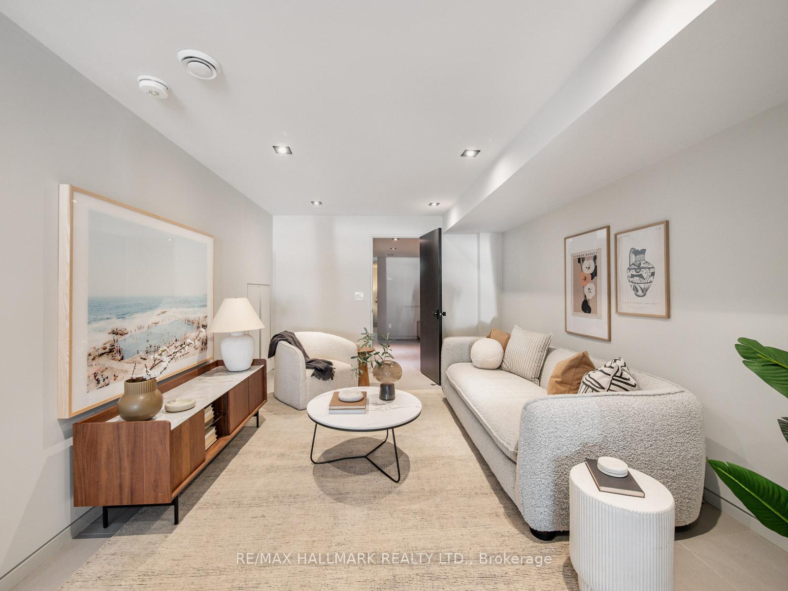 Photo 38 of 37 Grandview Avenue, Toronto, North Riverdale — HOMEH