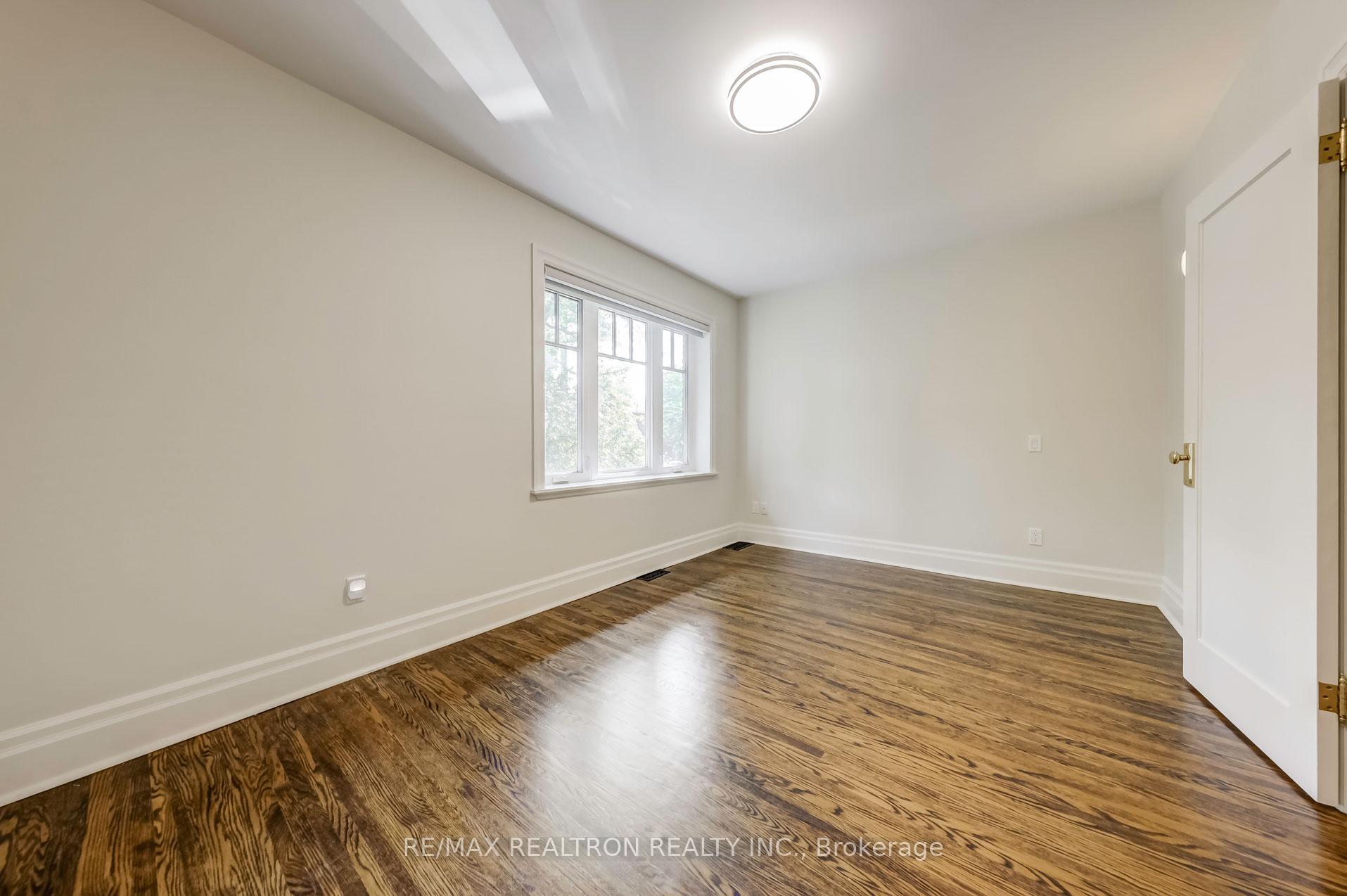 Photo 16 of 128 Heddington Avenue, Toronto, Lawrence Park South — HOMEH