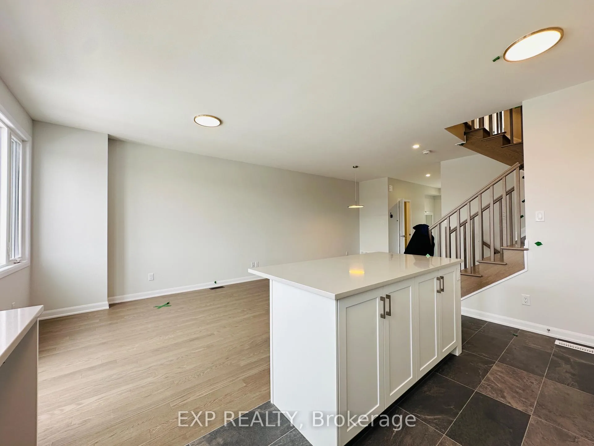 Photo 10 of 271 Bankside Way, Ottawa, Barrhaven - Half Moon Bay — HOMEH