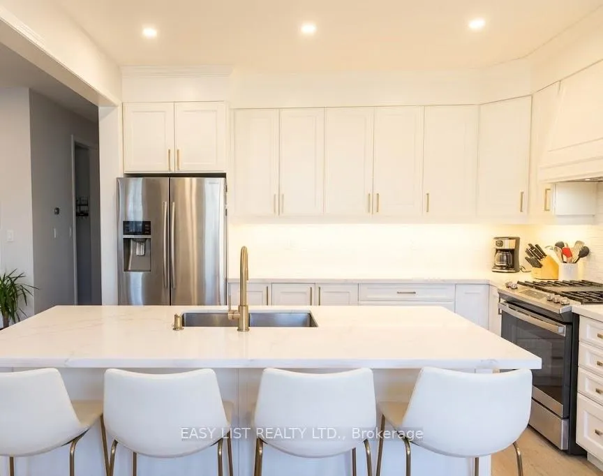 Photo 10 of 868 Paupst Place, Milton, Willmott — HOMEH