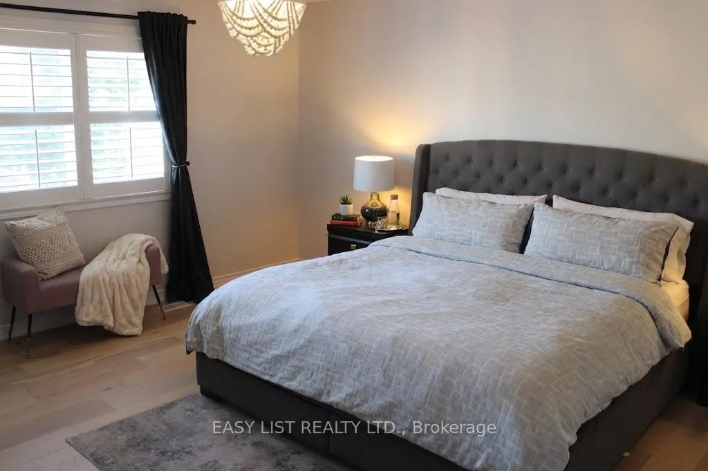 Photo 22 of 868 Paupst Place, Milton, Willmott — HOMEH