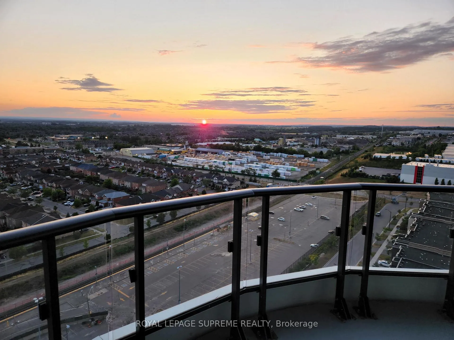 Photo 16 of Unit LPH02, 120 Eagle Rock Way, Vaughan, Rural Vaughan — HOMEH