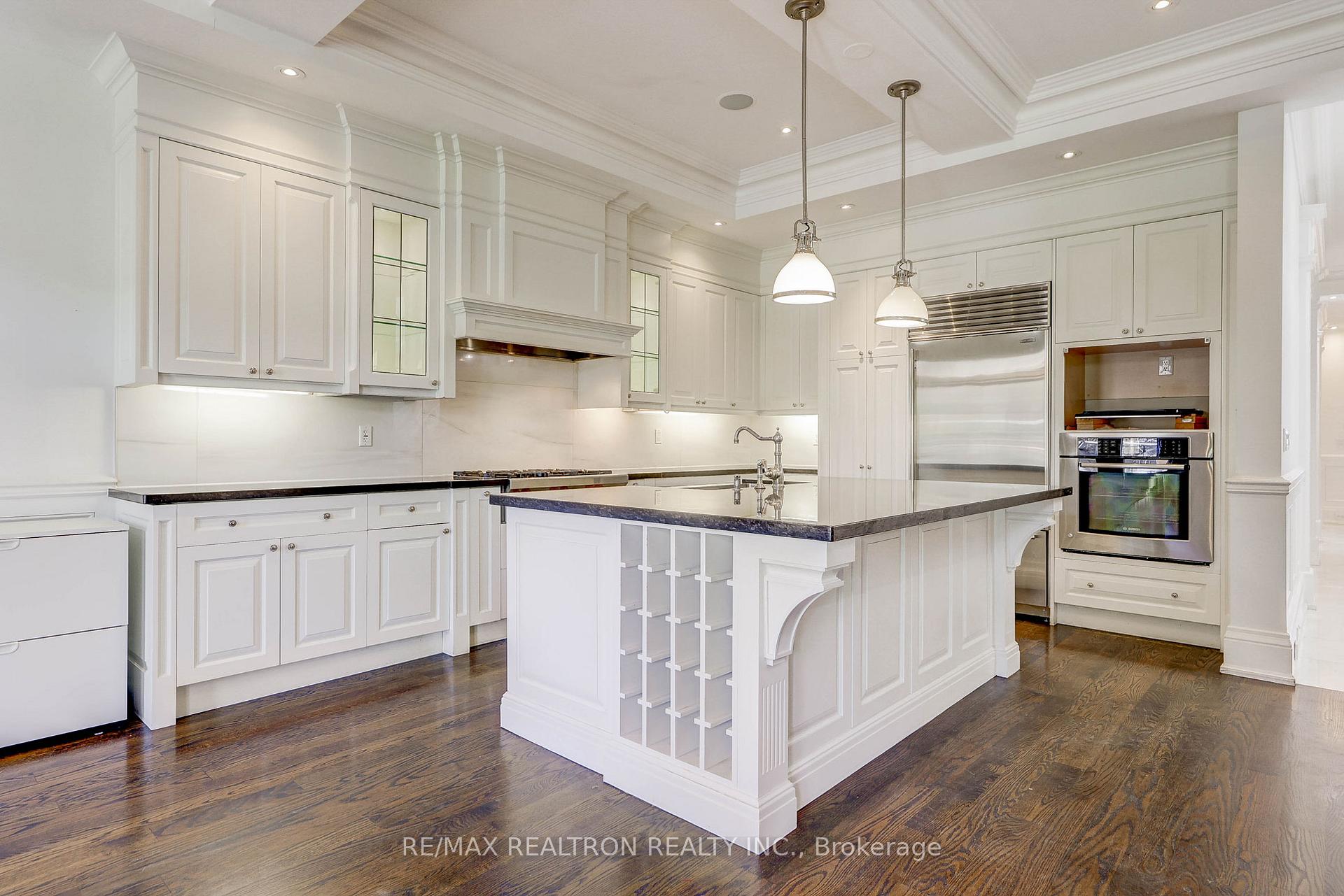 Photo 11 of 138 Joicey Boulevard, Toronto, Bedford Park-Nortown — HOMEH