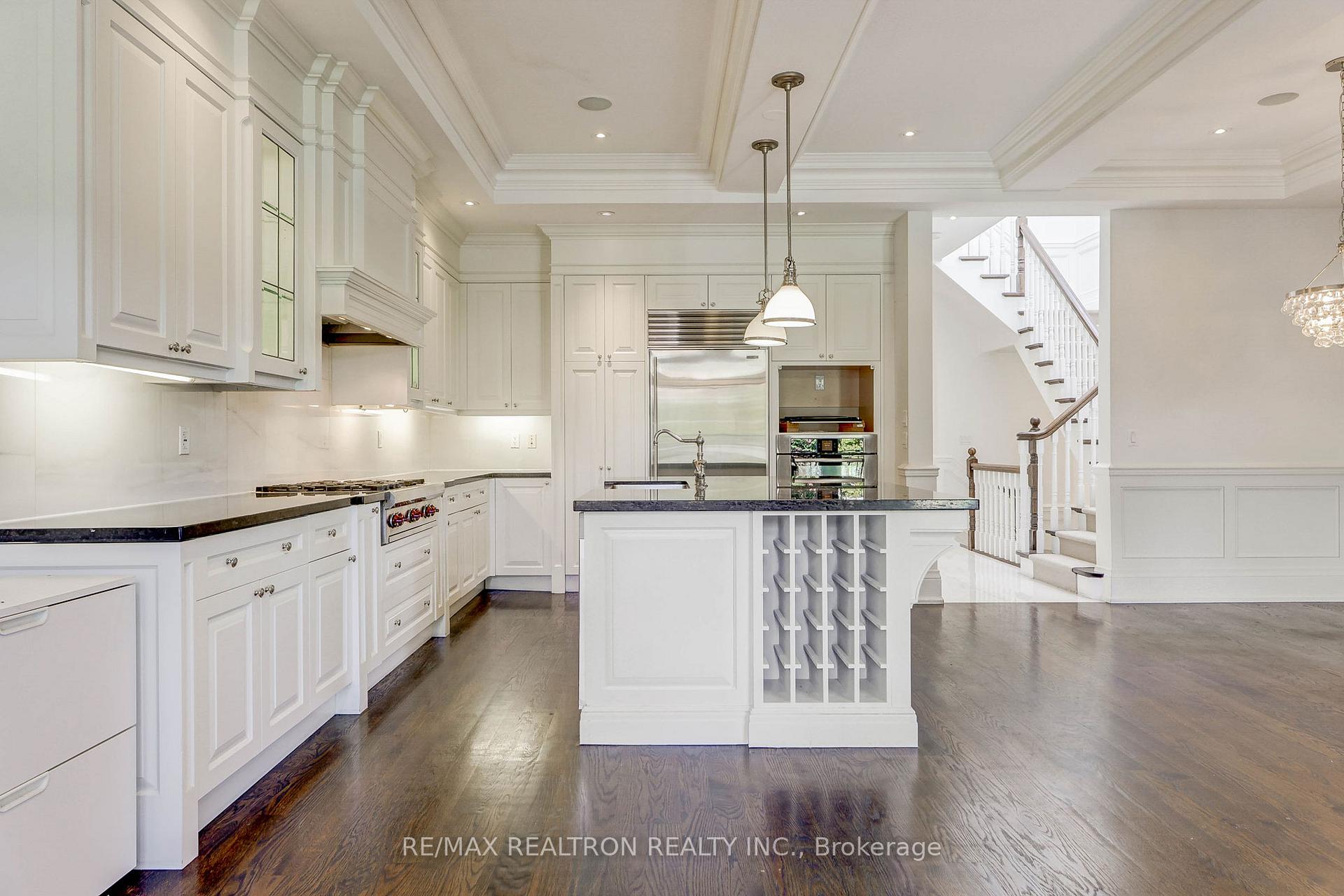 Photo 12 of 138 Joicey Boulevard, Toronto, Bedford Park-Nortown — HOMEH