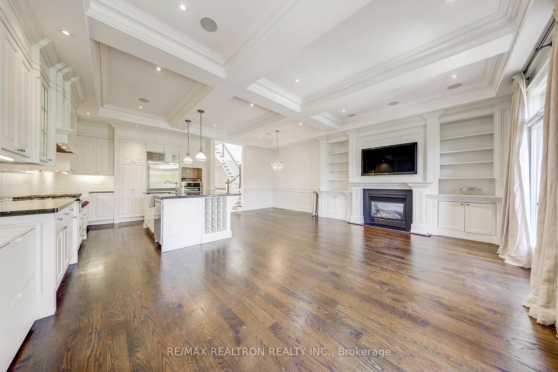 Photo 14 of 138 Joicey Boulevard, Toronto, Bedford Park-Nortown — HOMEH