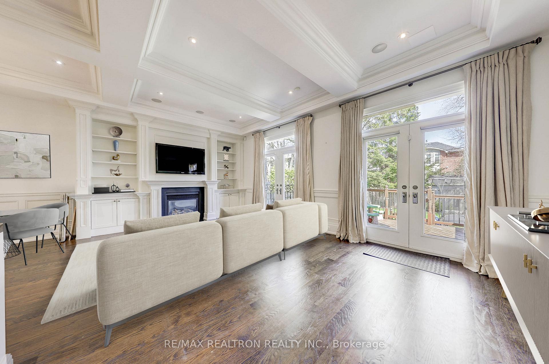 Photo 15 of 138 Joicey Boulevard, Toronto, Bedford Park-Nortown — HOMEH