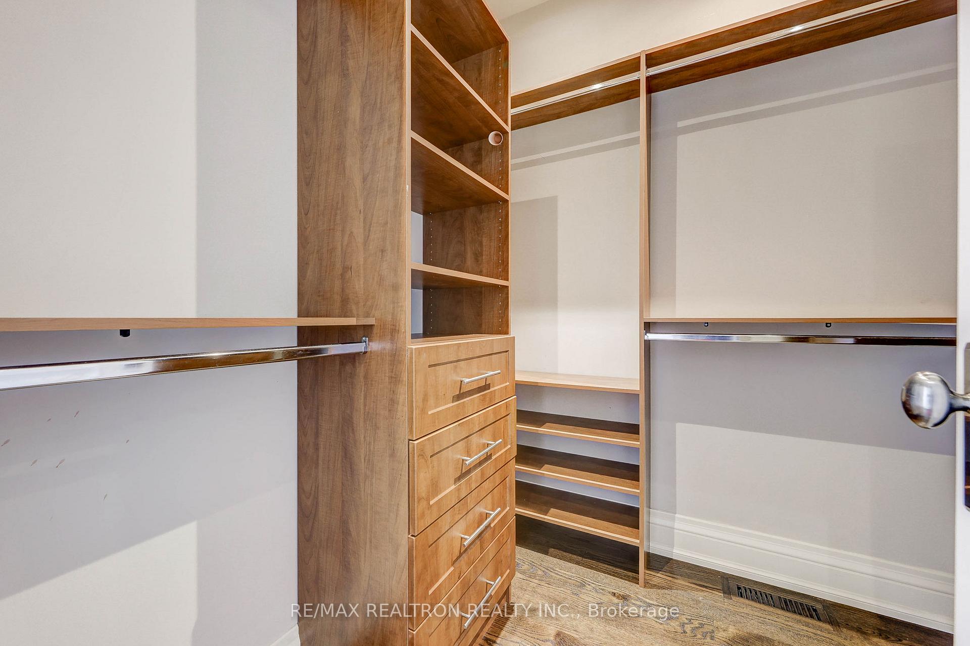 Photo 21 of 138 Joicey Boulevard, Toronto, Bedford Park-Nortown — HOMEH