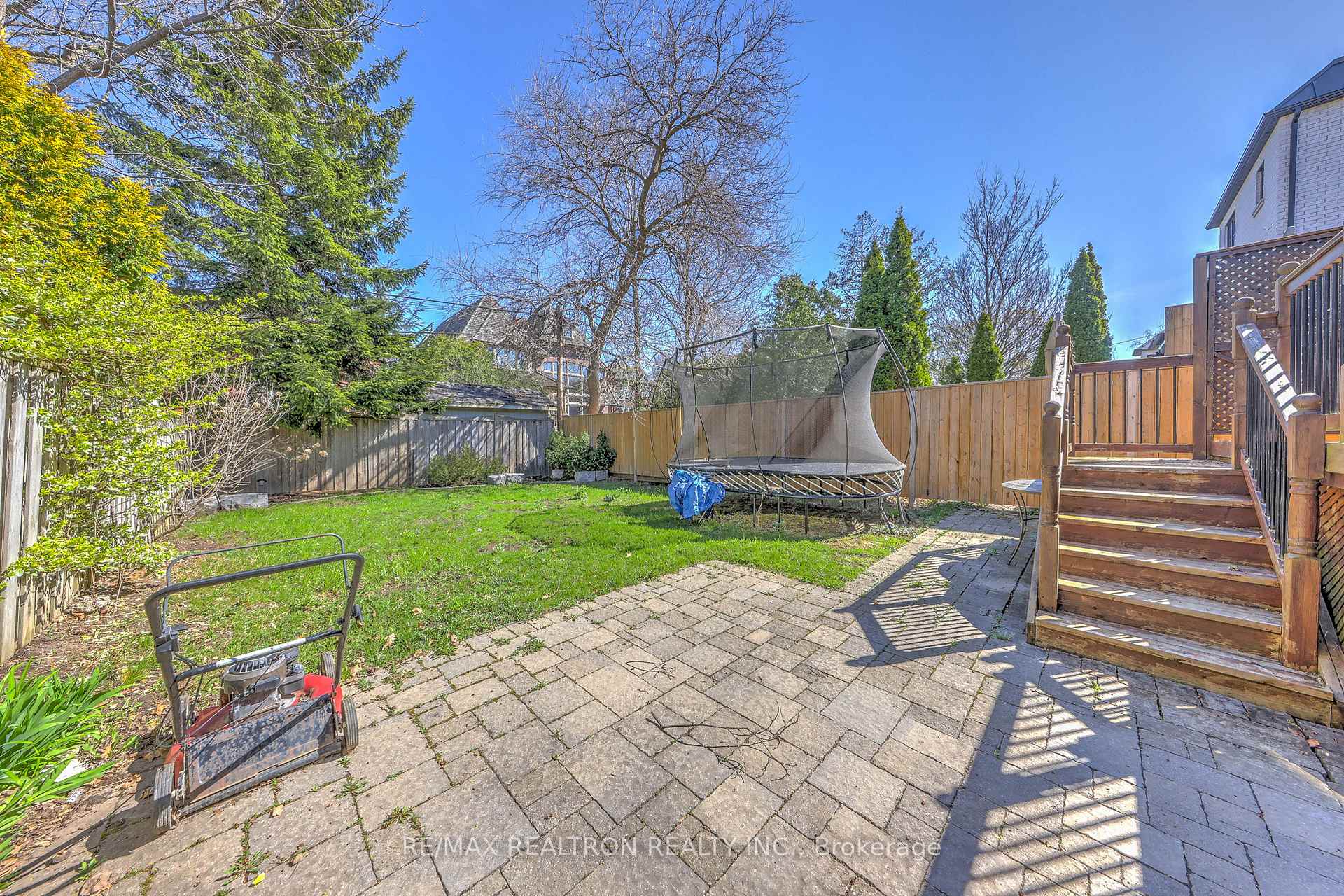 Photo 33 of 138 Joicey Boulevard, Toronto, Bedford Park-Nortown — HOMEH