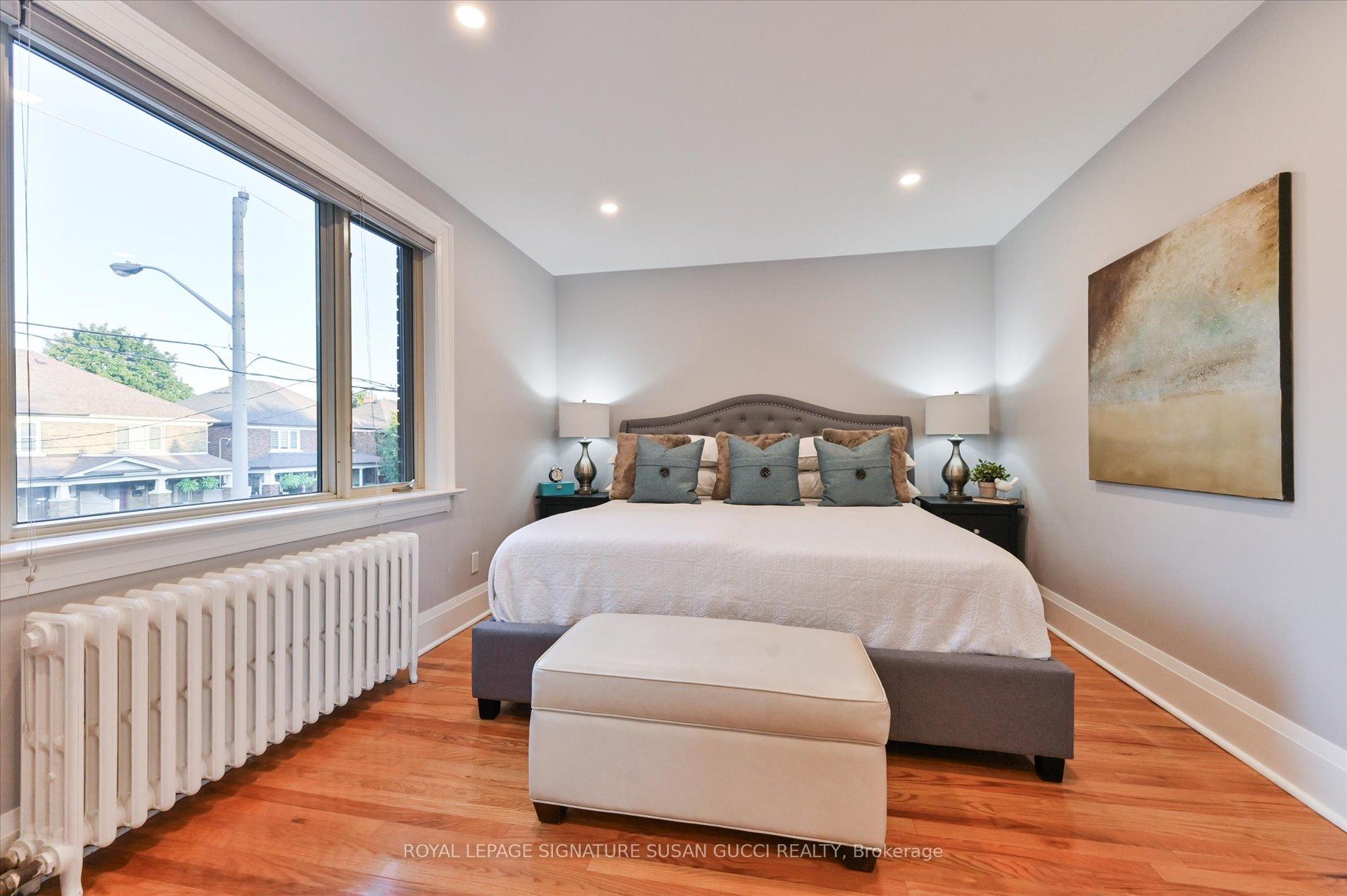 Photo 21 of 156 Linsmore Crescent, Toronto, Danforth Village-East York — HOMEH