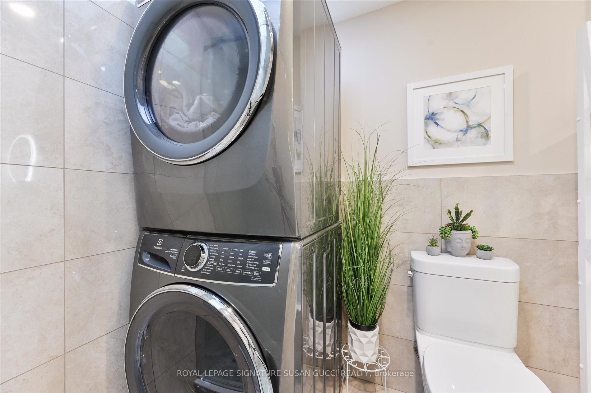 Photo 26 of 156 Linsmore Crescent, Toronto, Danforth Village-East York — HOMEH