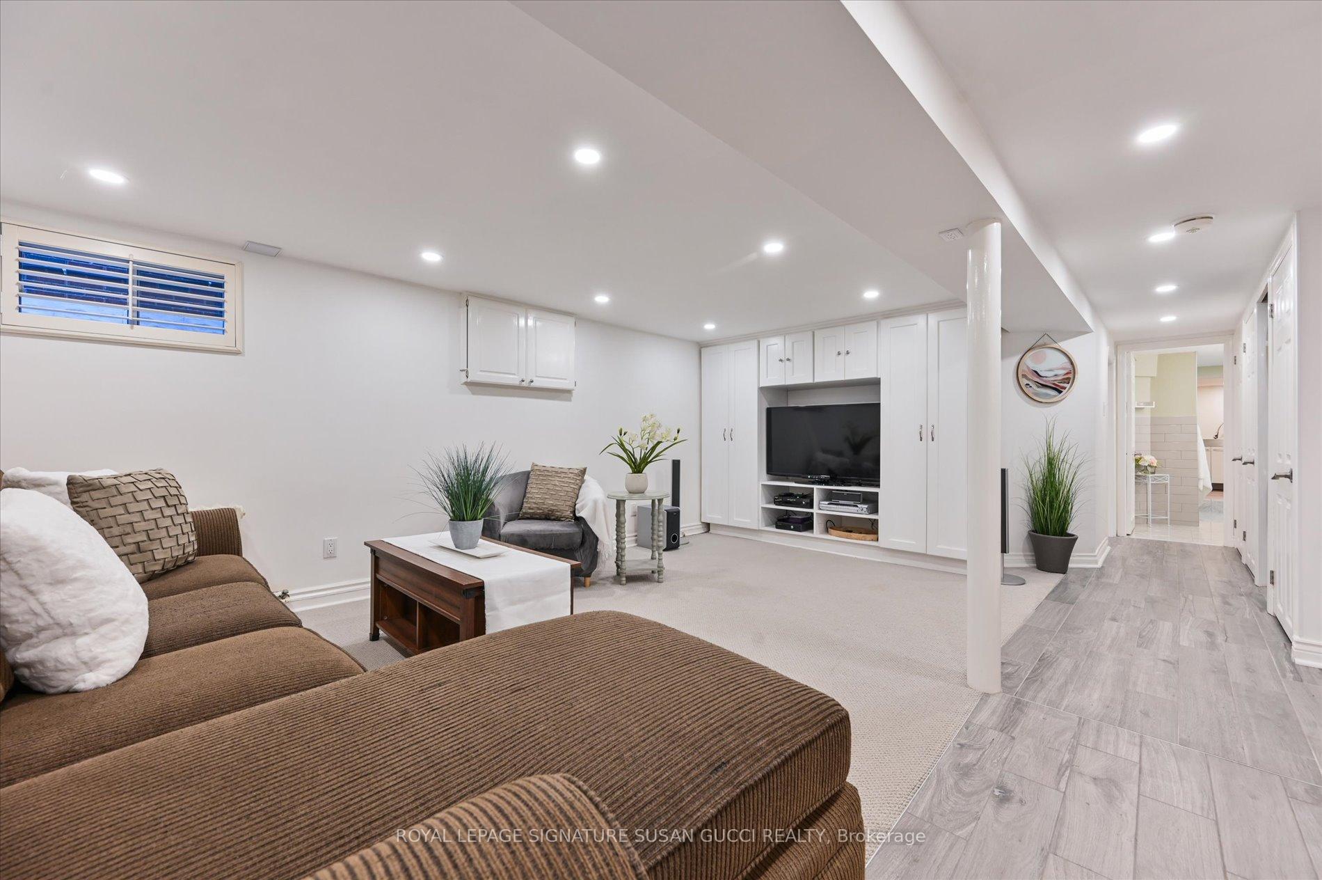 Photo 27 of 156 Linsmore Crescent, Toronto, Danforth Village-East York — HOMEH