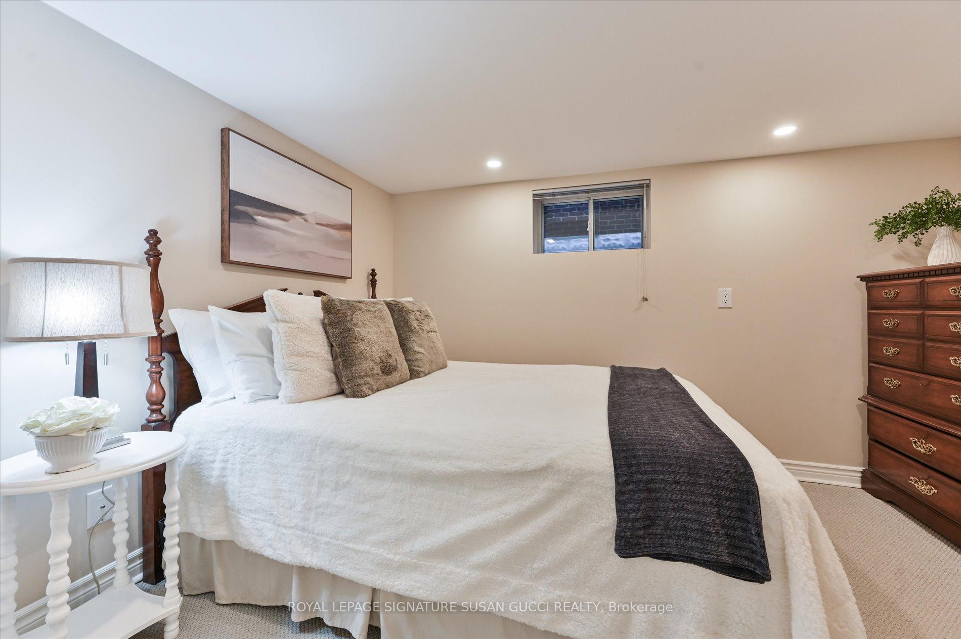 Photo 28 of 156 Linsmore Crescent, Toronto, Danforth Village-East York — HOMEH
