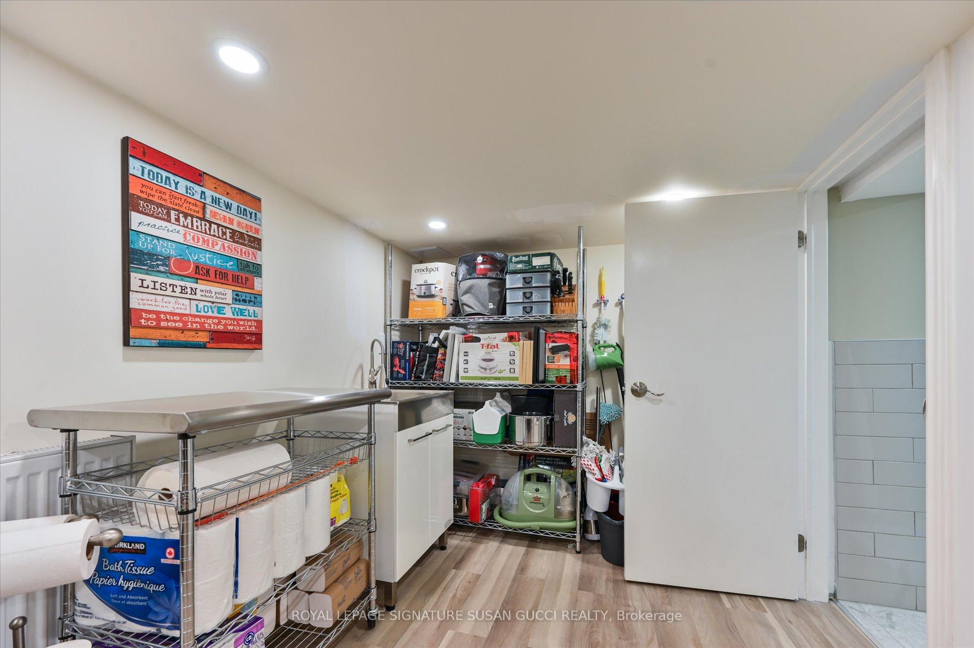 Photo 30 of 156 Linsmore Crescent, Toronto, Danforth Village-East York — HOMEH