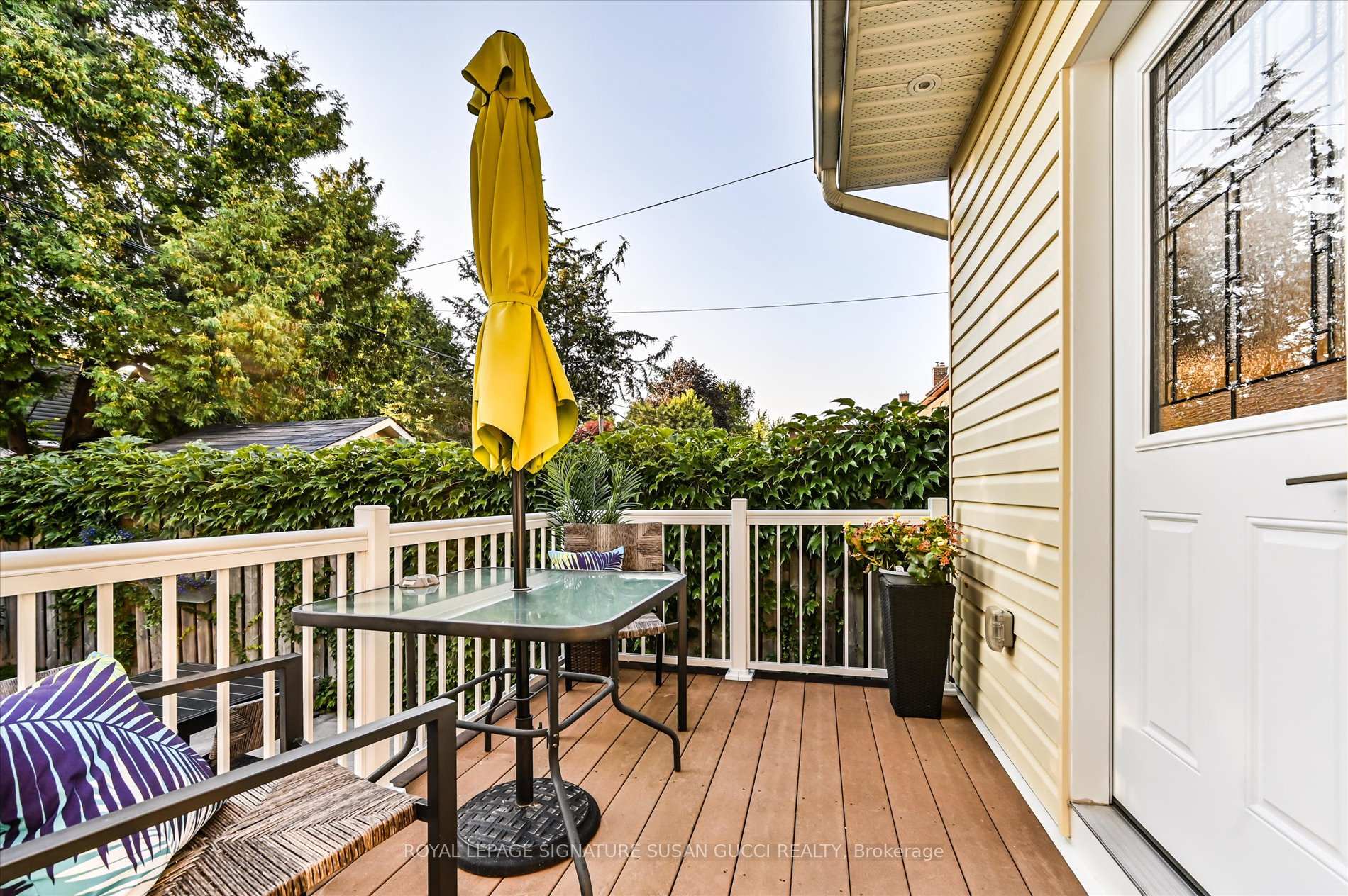 Photo 34 of 156 Linsmore Crescent, Toronto, Danforth Village-East York — HOMEH