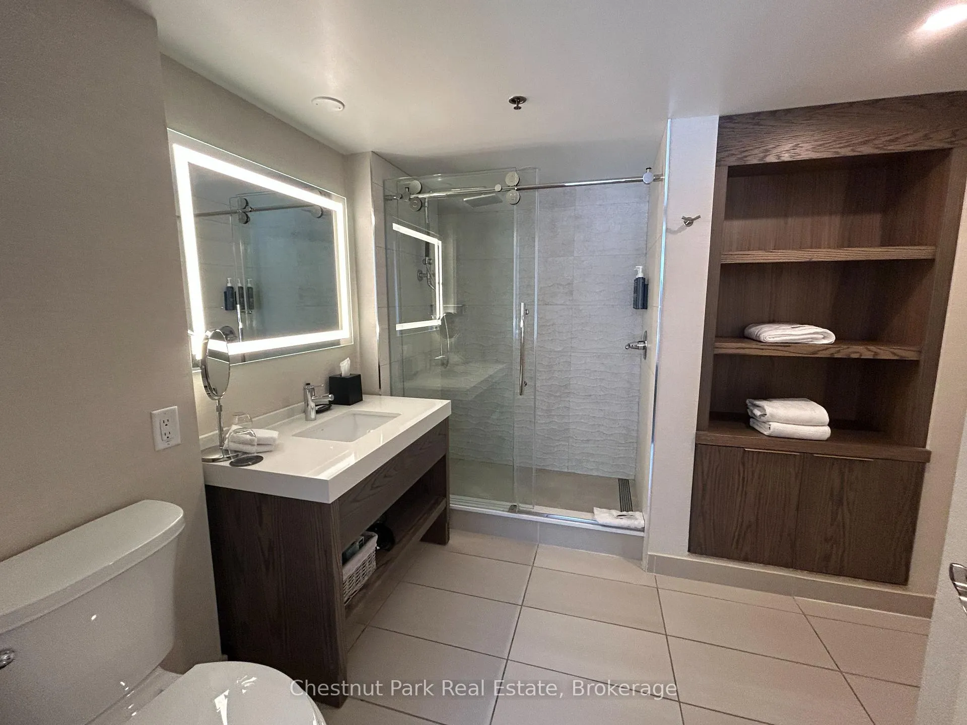 Photo 21 of Unit 307, 220 Gord Canning Drive, Blue Mountains — HOMEH