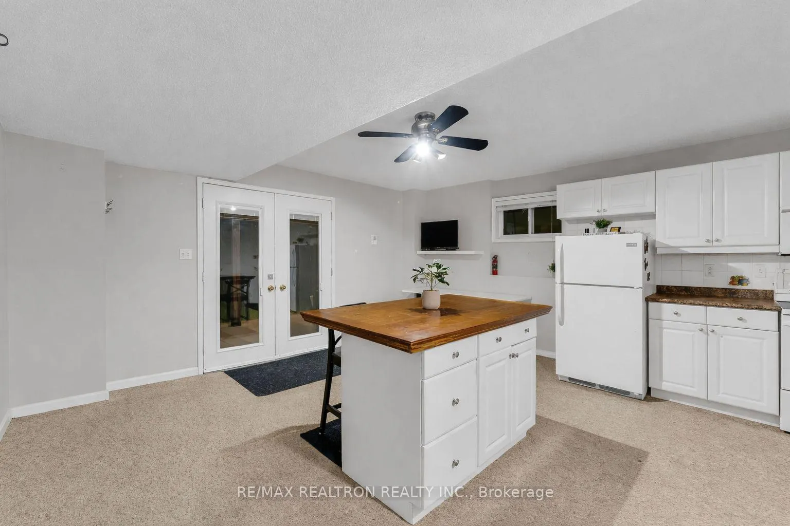 Photo 1 of 7 Margaret (Lower Level) Drive, Barrie, East Bayfield — HOMEH