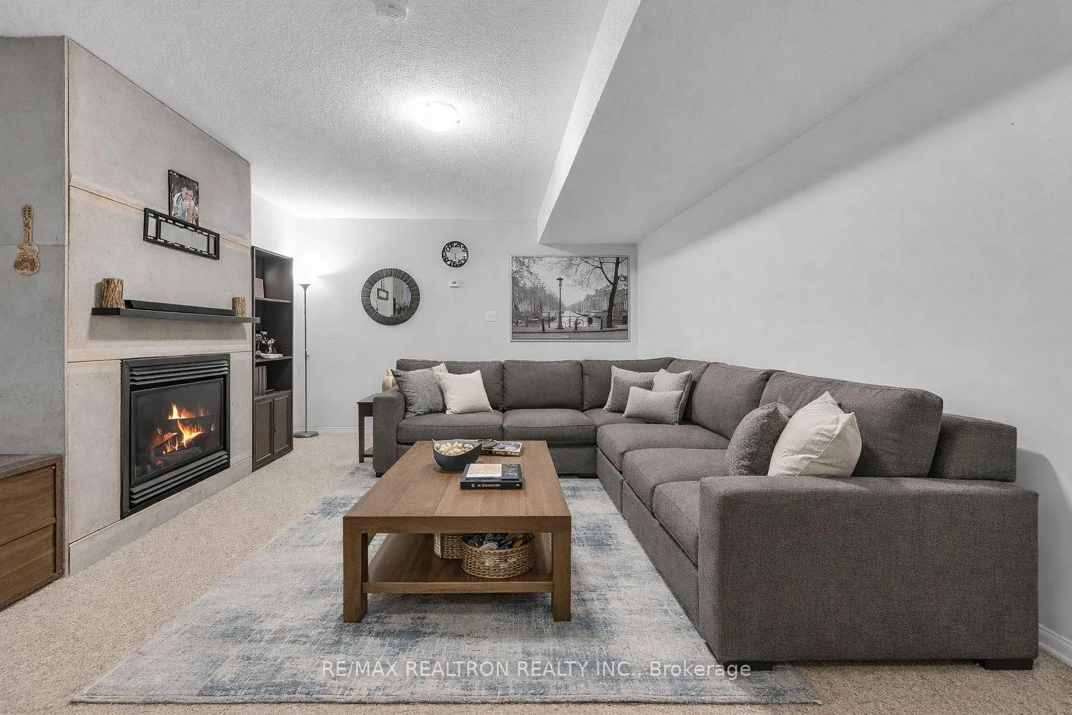 Photo 4 of 7 Margaret (Lower Level) Drive, Barrie, East Bayfield — HOMEH