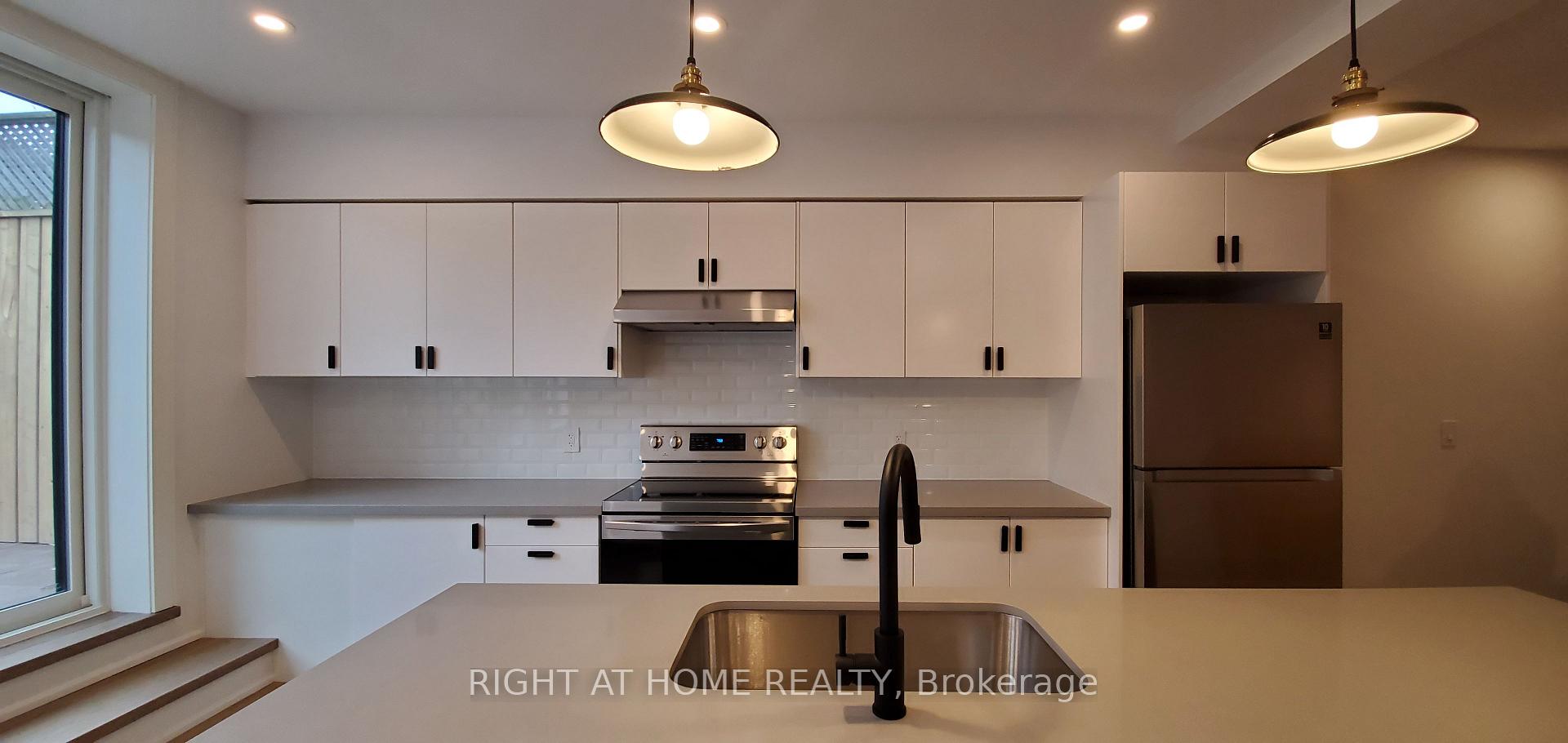 Photo 2 of Unit 6, 710 Gerrard Street E, Toronto, North Riverdale — HOMEH