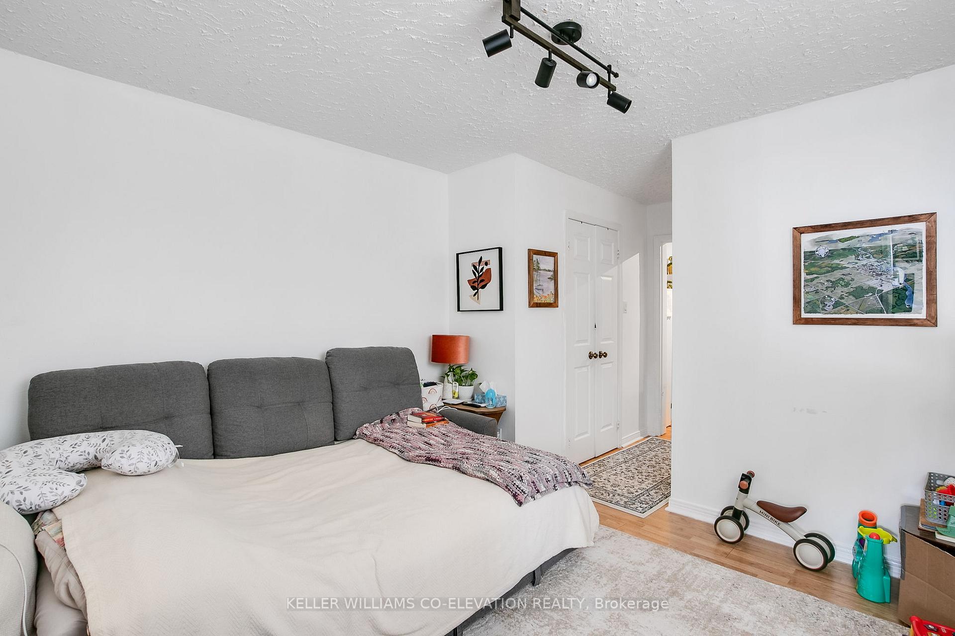 Photo 11 of 261 Palmerston Avenue, Toronto, Trinity-Bellwoods — HOMEH