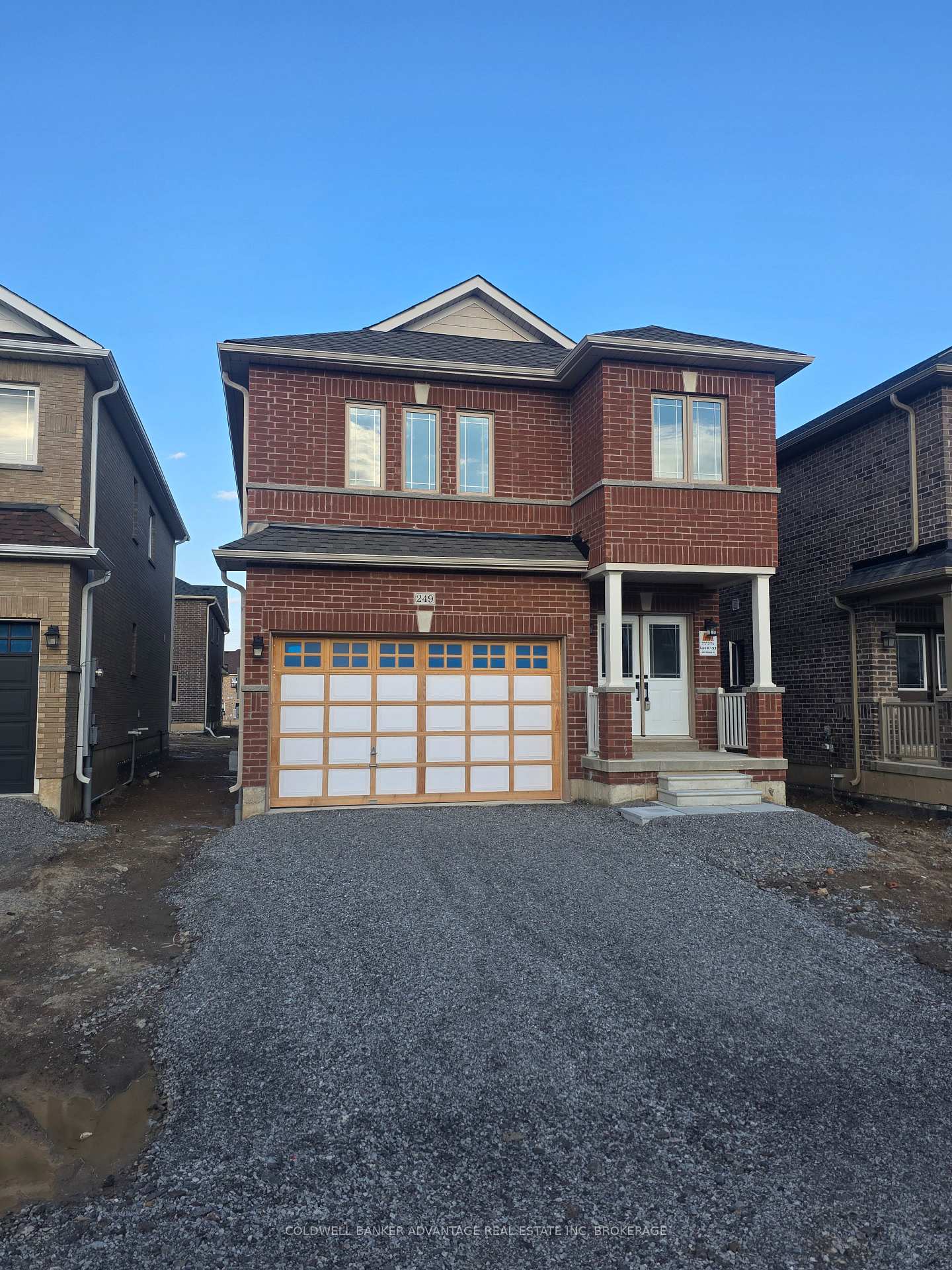 Photo 3 of 249 Palace Street, Thorold, Thorold Downtown — HOMEH