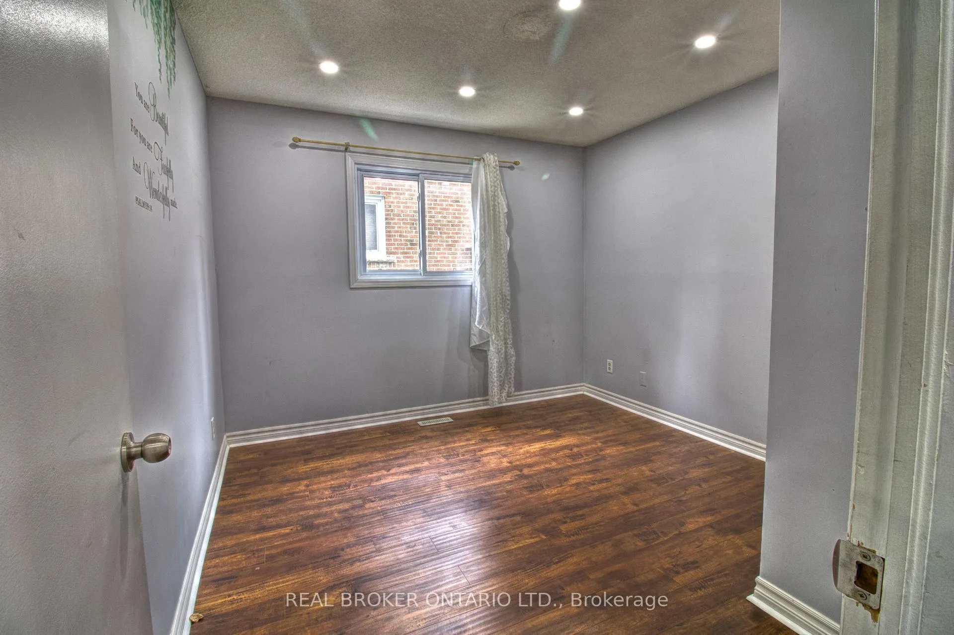 Photo 12 of Unit Ground, 25 Panorama Crescent, Brampton, Northgate — HOMEH