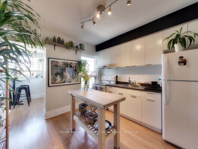 Photo 13 of 4 Stonehouse Crescent, Toronto, Little Portugal — HOMEH