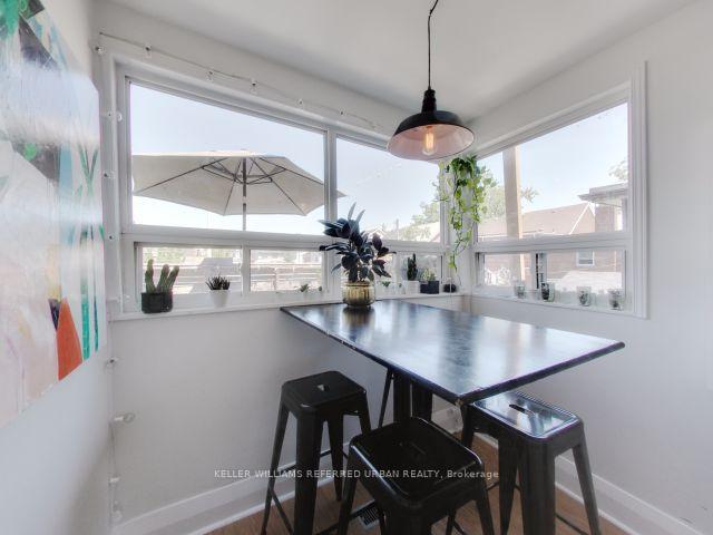 Photo 16 of 4 Stonehouse Crescent, Toronto, Little Portugal — HOMEH