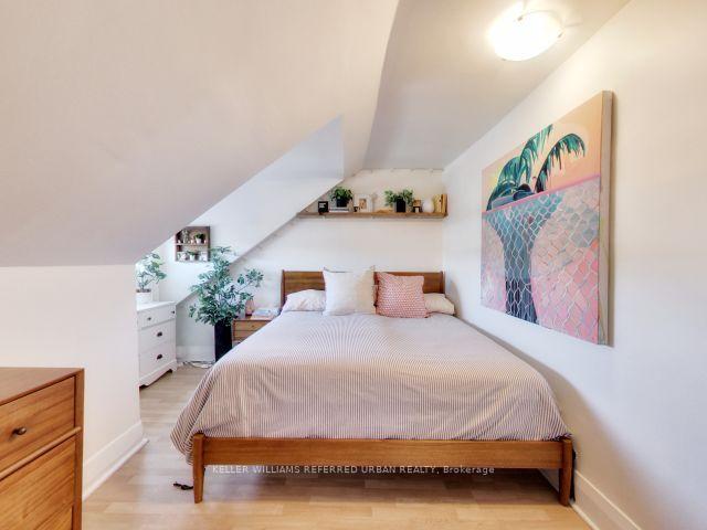 Photo 24 of 4 Stonehouse Crescent, Toronto, Little Portugal — HOMEH