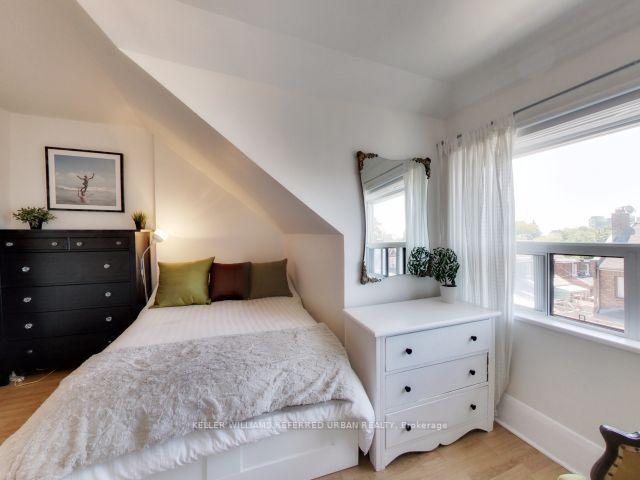 Photo 25 of 4 Stonehouse Crescent, Toronto, Little Portugal — HOMEH