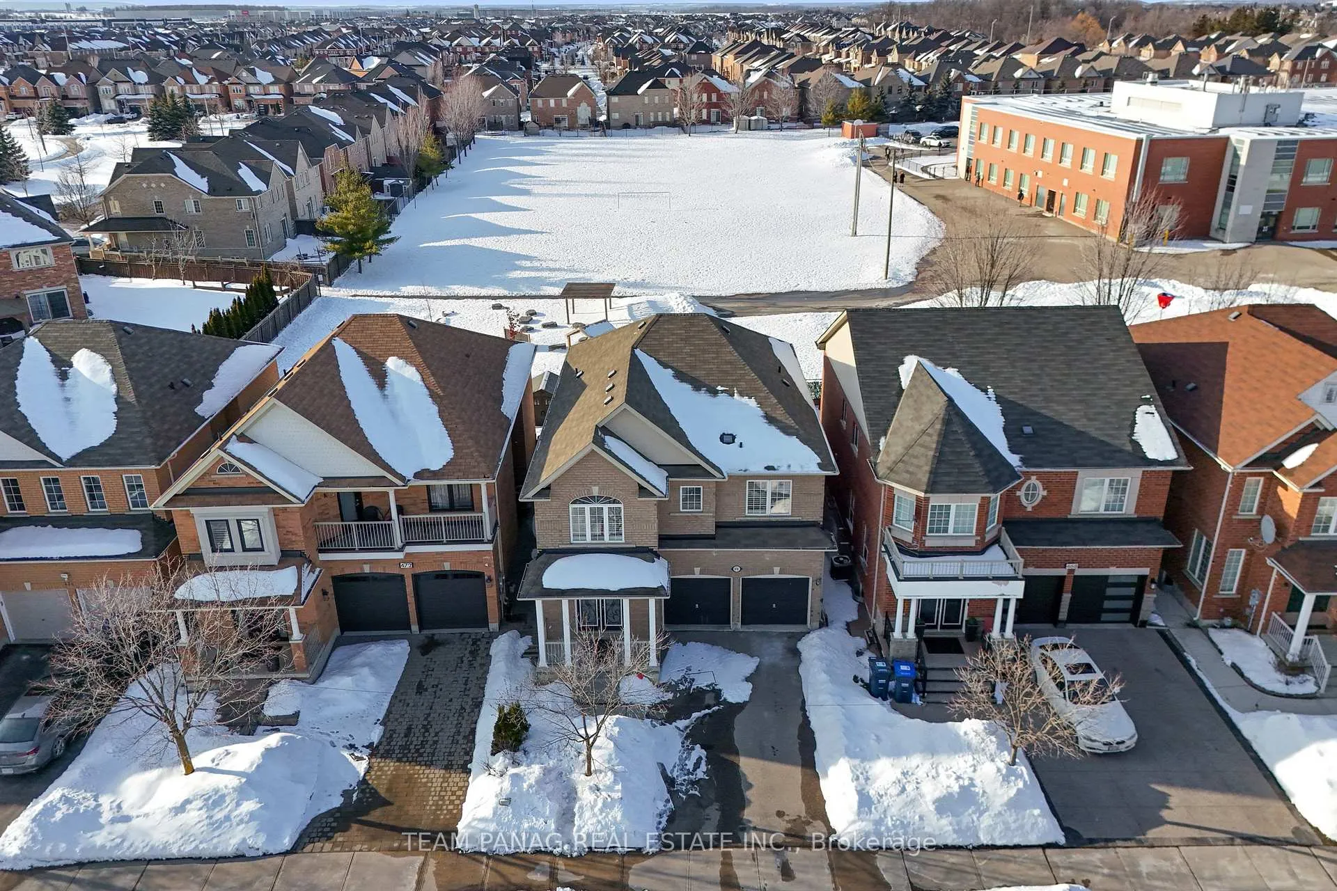Photo 2 of 470 Father Tobin Road, Brampton, Sandringham-Wellington — HOMEH