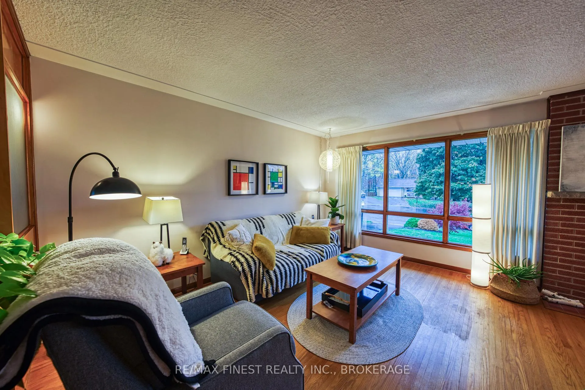 Photo 3 of 31 Florence Street, Kingston, West of Sir John A. Blvd — HOMEH