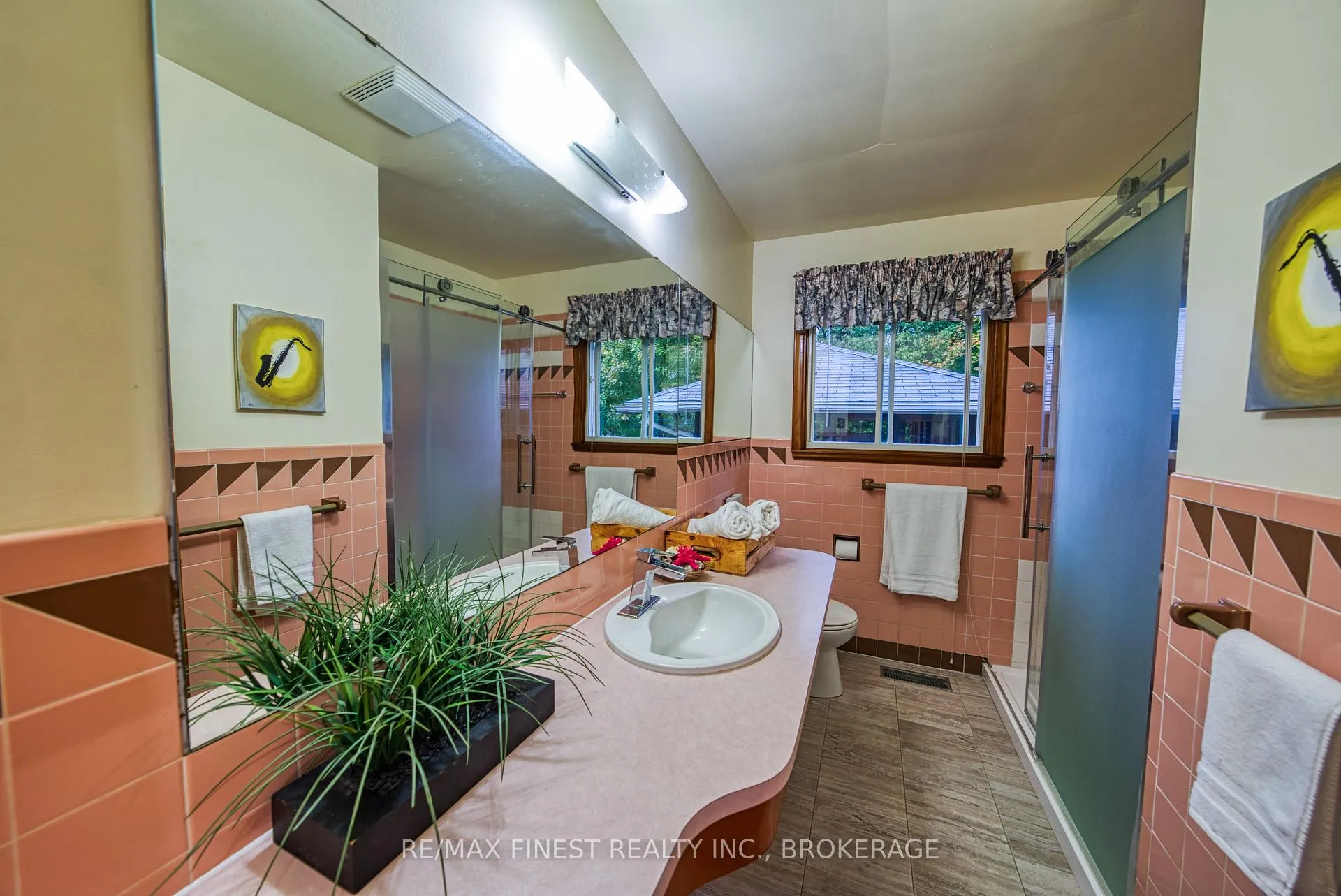 Photo 19 of 31 Florence Street, Kingston, West of Sir John A. Blvd — HOMEH