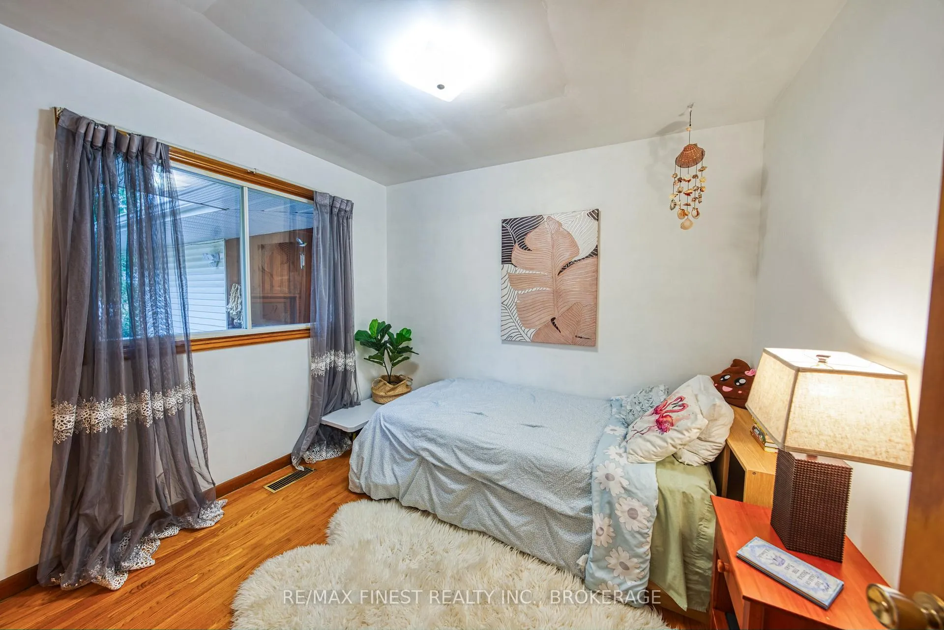 Photo 23 of 31 Florence Street, Kingston, West of Sir John A. Blvd — HOMEH