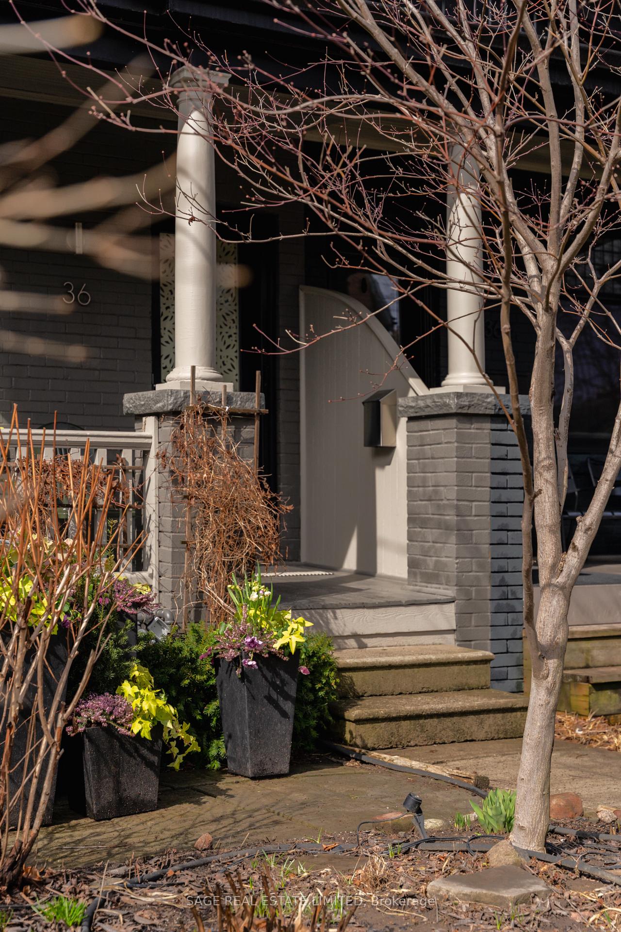 Photo 1 of 36 Bellwoods Avenue, Toronto, Trinity-Bellwoods — HOMEH