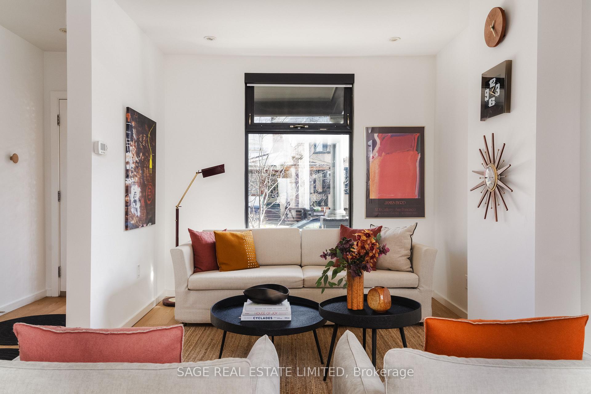 Photo 4 of 36 Bellwoods Avenue, Toronto, Trinity-Bellwoods — HOMEH
