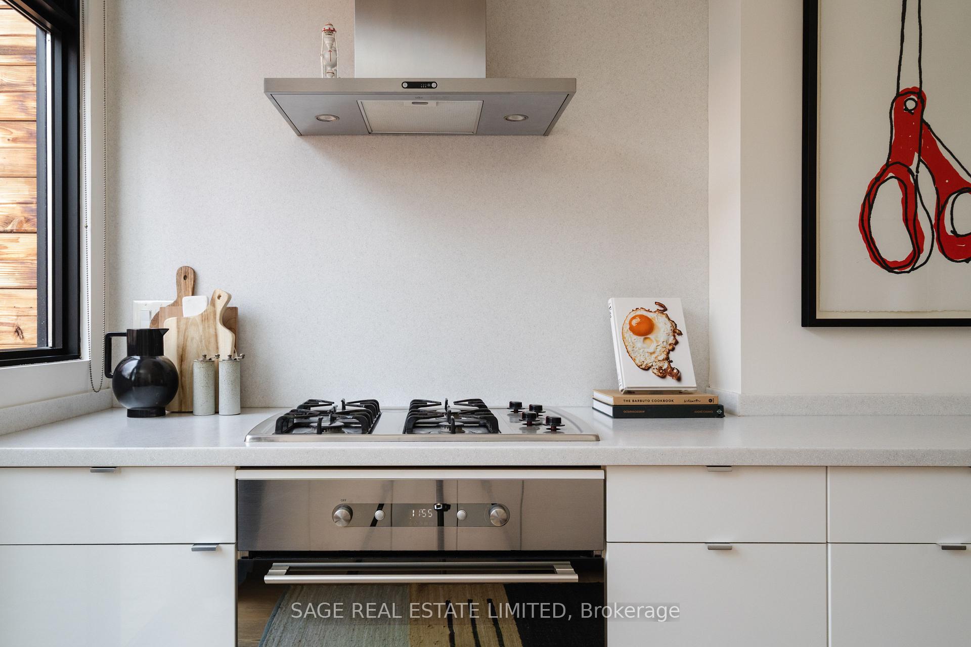 Photo 9 of 36 Bellwoods Avenue, Toronto, Trinity-Bellwoods — HOMEH